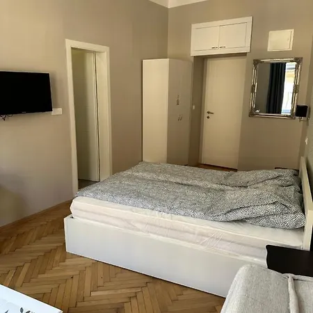 5 Apartamento *