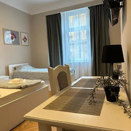 Apartamento 5 *