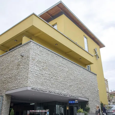 5 Sarajevo